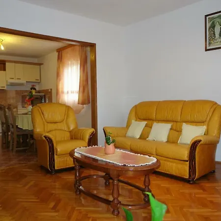Apartment Apartman Matea